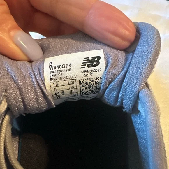 New Balance 920 Sneakers - Picture 10 of 11